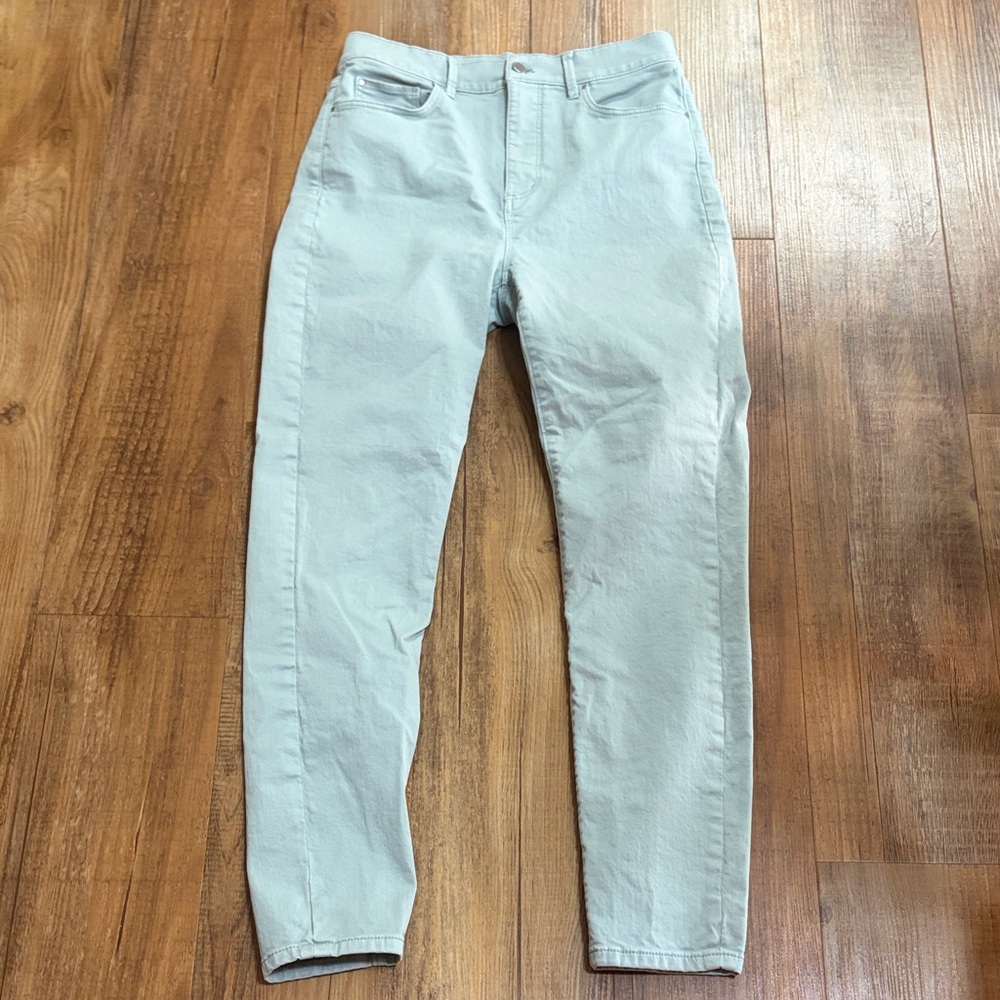 Ann Taylor the skinny mint green denim jeans size 6